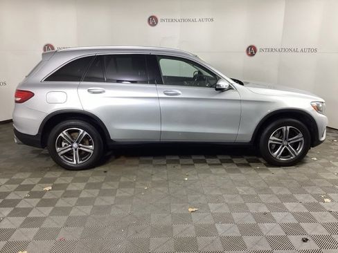 Used 2016 Mercedes-Benz GLC 300 4MATIC image 4