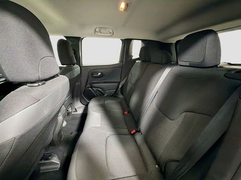 Used 2020 Jeep Renegade Altitude AWD/4WD image 25