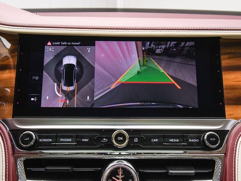 New 2026 Bentley Flying Spur image 38