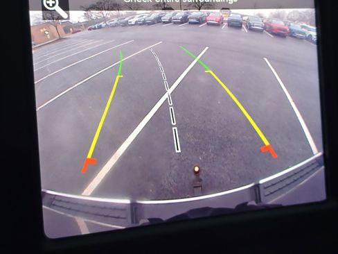 Used 2021 RAM 1500 Big Horn image 3