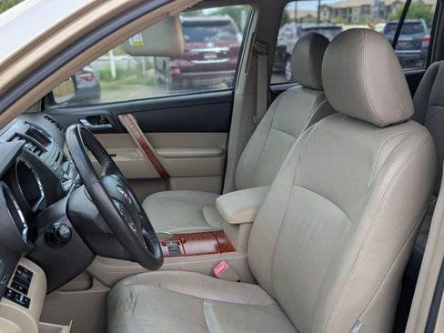 Used 2008 Toyota Highlander Limited image 24