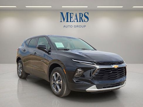 Used 2025 Chevrolet Blazer LT image 7