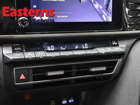 Used 2025 Toyota Camry LE FWD image 19