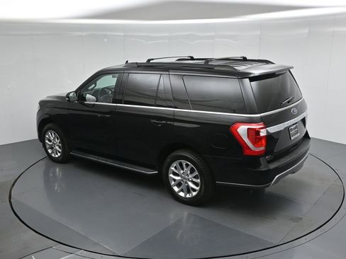 Certified 2021 Ford Expedition XLT RWD image 46