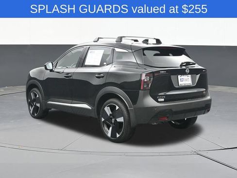 Used 2026 Nissan Kicks SR w/ SR Premium Package FWD image 10