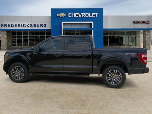 Used 2021 Ford F150 XL w/ STX Appearance Package image 2
