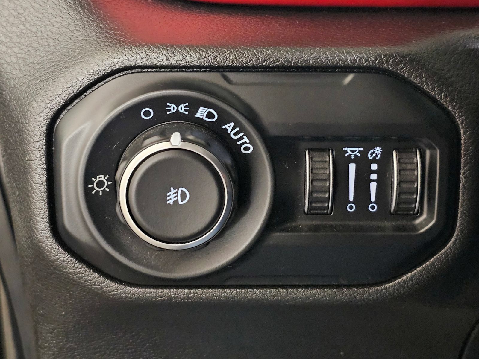 Used 2021 Jeep Wrangler Unlimited Rubicon w/ LED Lighting Group AWD/4WD image 19