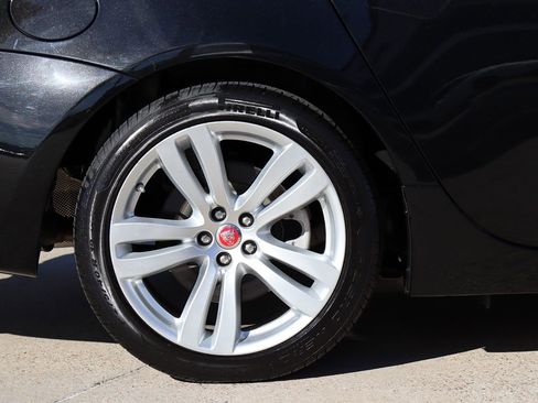 Used 2014 Jaguar XJ L Portfolio image 67