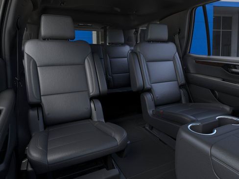 New 2026 Chevrolet Tahoe Z71 w/ Comfort Package AWD/4WD image 17