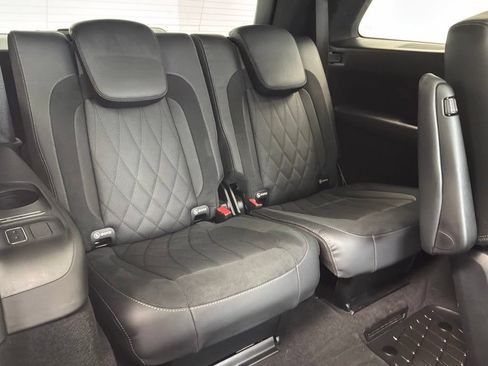 Used 2023 Mercedes-Benz GLS 63 AMG 4MATIC image 29
