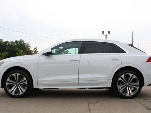 Used 2019 Audi Q8 Premium Plus w/ Premium Plus AWD/4WD image 19