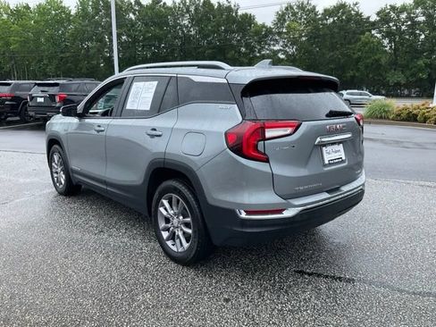Used 2024 GMC Terrain SLT AWD/4WD image 23