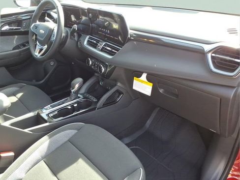 New 2026 Chevrolet TrailBlazer LT w/ Convenience Package AWD/4WD image 21