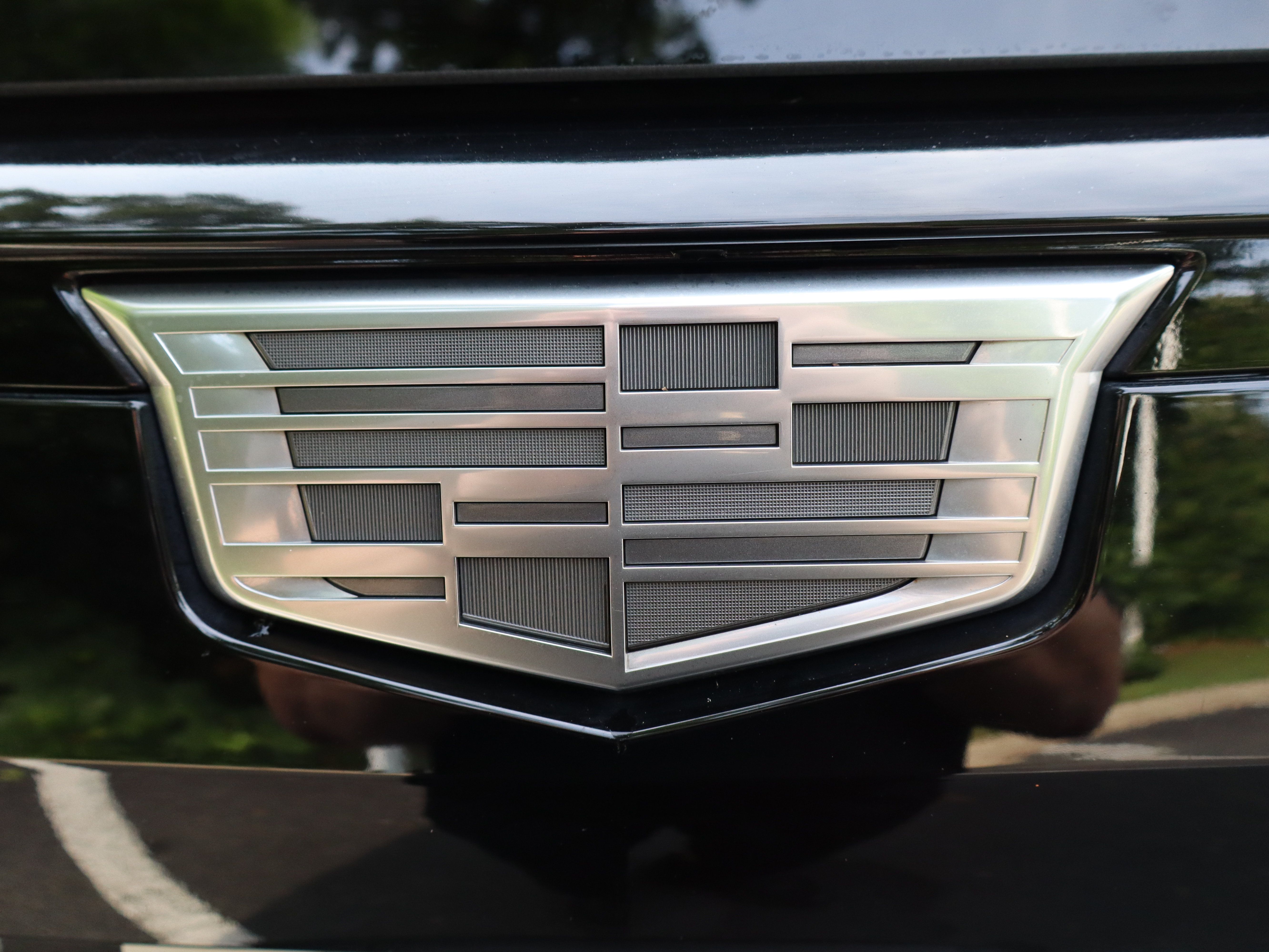 Used 2023 Cadillac Escalade Sport Platinum w/ LPO, ONYX Package AWD/4WD image 54