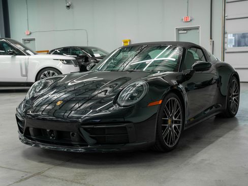 Used 2024 Porsche 911 Targa 4 w/ Sport Package AWD/4WD image 43