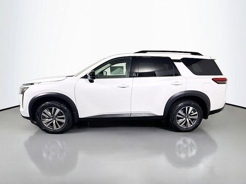 New 2026 Nissan Pathfinder SL AWD/4WD image 4
