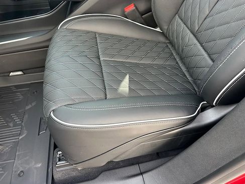 New 2026 Cadillac Lyriq V image 9