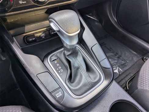 Used 2024 Kia Soul LX w/ Option Group 015 image 20