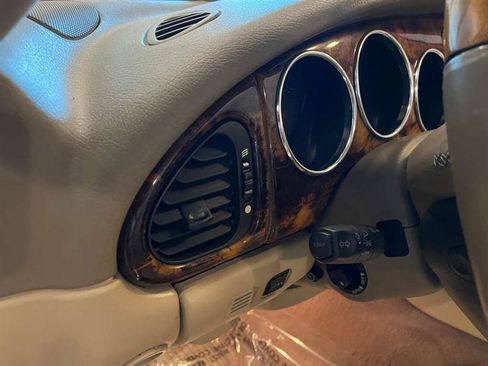 Used 2006 Jaguar XK8 Convertible image 19