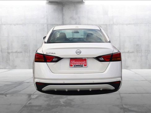 New 2025 Nissan Altima 2.5 SV image 6
