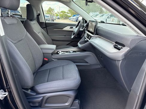 New 2026 Ford Explorer Active image 22