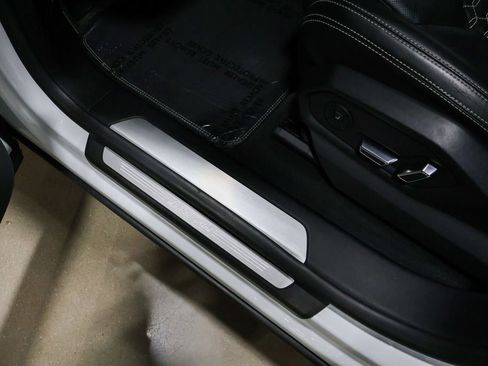 Used 2020 Lamborghini Urus image 35