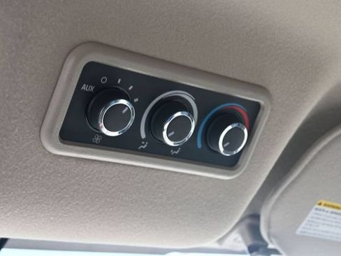 Used 2023 Chevrolet Express 3500 LS RWD image 28