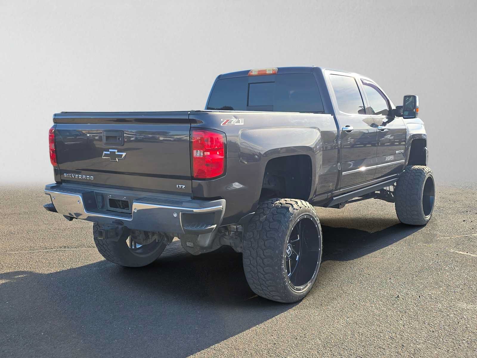 Used 2016 Chevrolet Silverado 2500 LTZ w/ Duramax Plus Package AWD/4WD image 3
