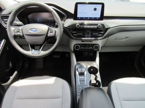 Used 2024 Ford Escape Active AWD/4WD image 18