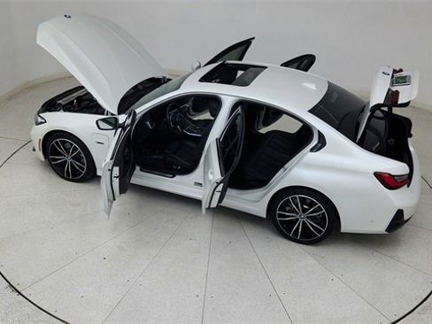 Used 2023 BMW 330e 330e iPerformance image 87