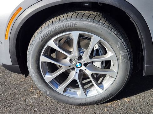 New 2026 BMW X5 xDrive40i image 7