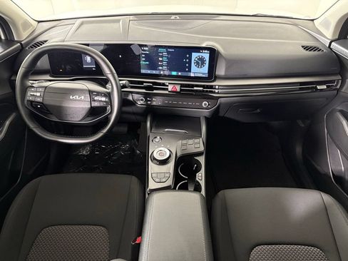 New 2026 Kia Sportage LX FWD image 34