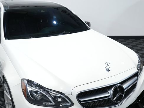 Used 2014 Mercedes-Benz E 63 AMG S-Model image 12