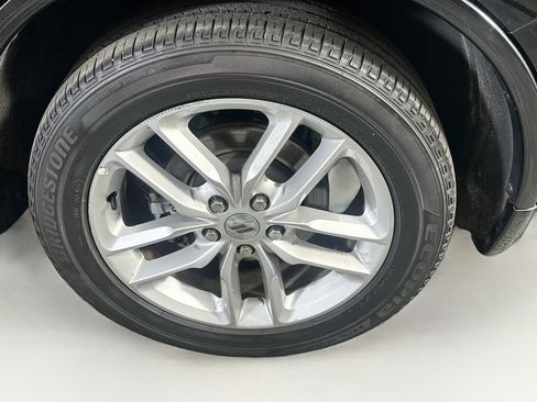 Used 2023 Dodge Durango GT RWD image 11