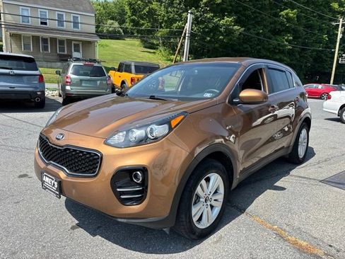 Used 2019 Kia Sportage LX AWD/4WD image 3