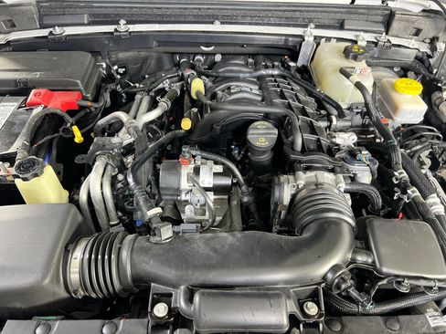 Used 2023 Jeep Wrangler Unlimited Sport image 27