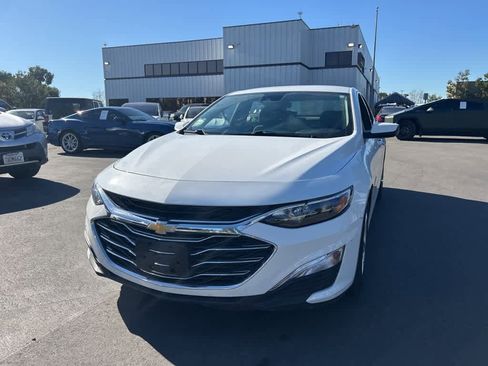 Used 2023 Chevrolet Malibu LS w/ Driver Confidence Package image 5