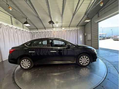 Used 2018 Nissan Sentra S FWD image 7