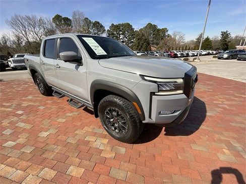 Used 2023 Nissan Frontier PRO-4X w/ Pro-4X Premium Package image 38