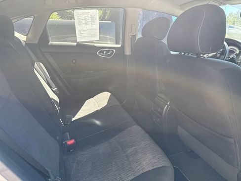 Used 2014 Nissan Sentra SV w/ SV Driver Package FWD image 10