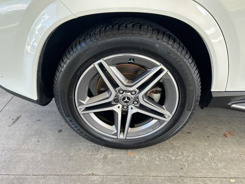 Used 2022 Mercedes-Benz GLE 450 4MATIC w/ AMG Line Exterior image 23