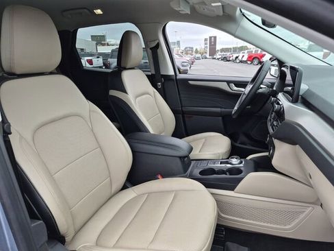 Certified 2022 Ford Escape SEL w/ Technology Package image 22