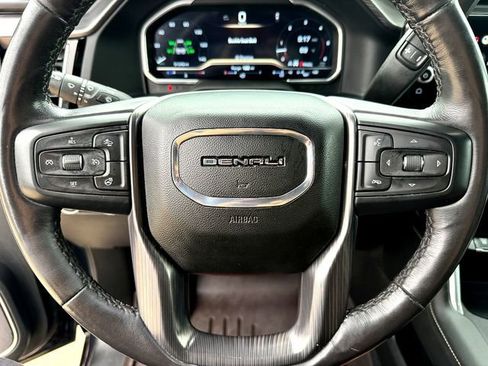 Used 2024 GMC Sierra 2500 Denali Ultimate image 11