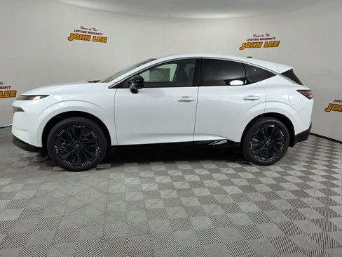 New 2026 Nissan Murano Platinum w/ Cargo Package AWD/4WD image 2