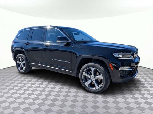 Used 2022 Jeep Grand Cherokee Limited 4xe image 2