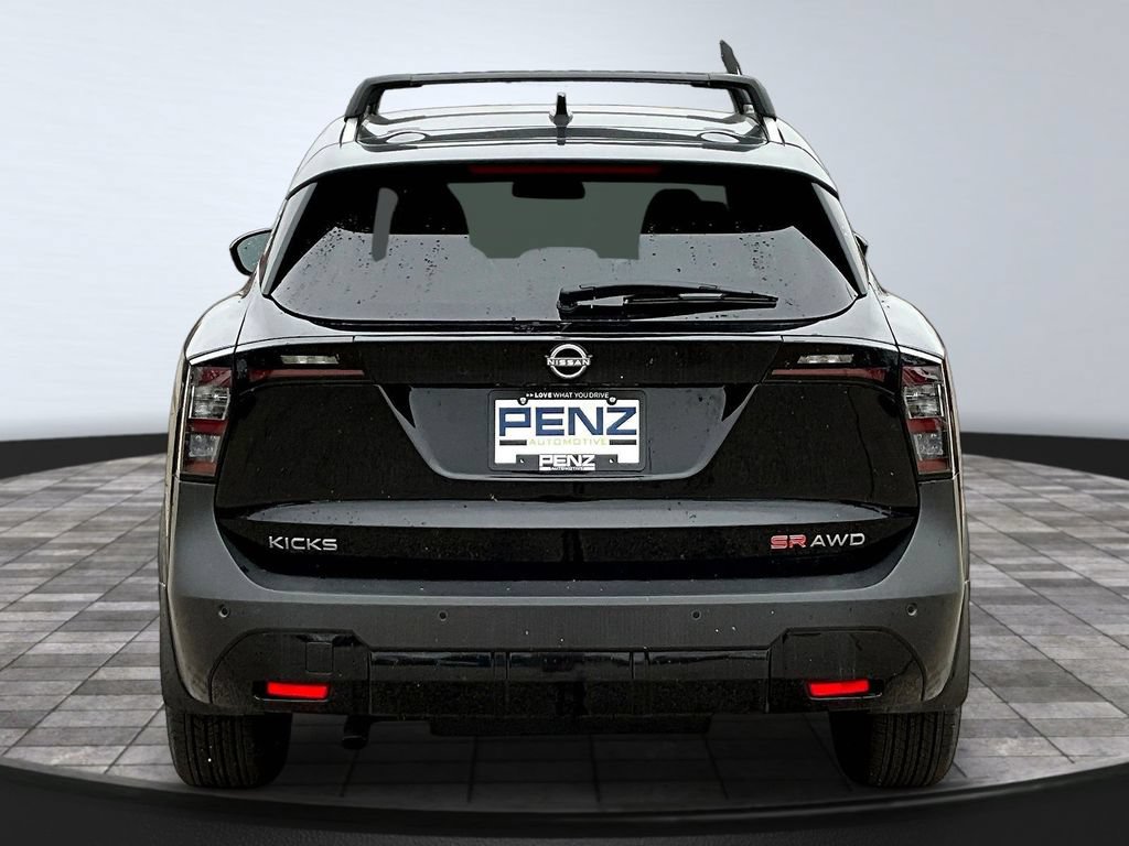 New 2026 Nissan Kicks SR w/ Cold Weather Package AWD/4WD image 4