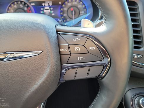 Used 2015 Chrysler 200 S w/ Navigation & Sound Group I FWD image 28
