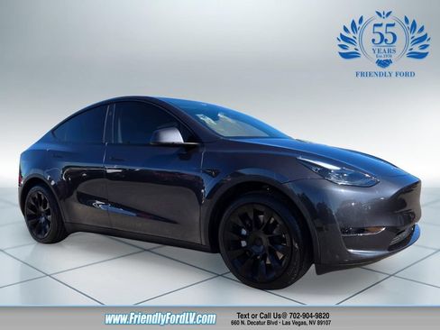 Used 2024 Tesla Model Y Long Range RWD image 1
