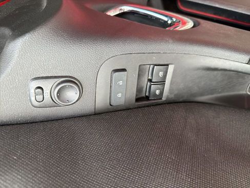 Used 2015 Chevrolet Camaro LT image 13