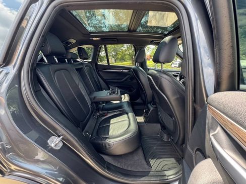 Used 2018 BMW X1 xDrive28i AWD/4WD image 16